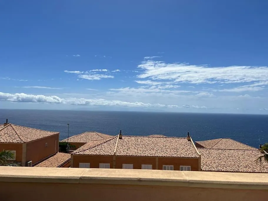 Casa Adosada De Lujo Con Piscina Y Vistas Al Mar Santa Cruz de Tenerife 0*,  Spain